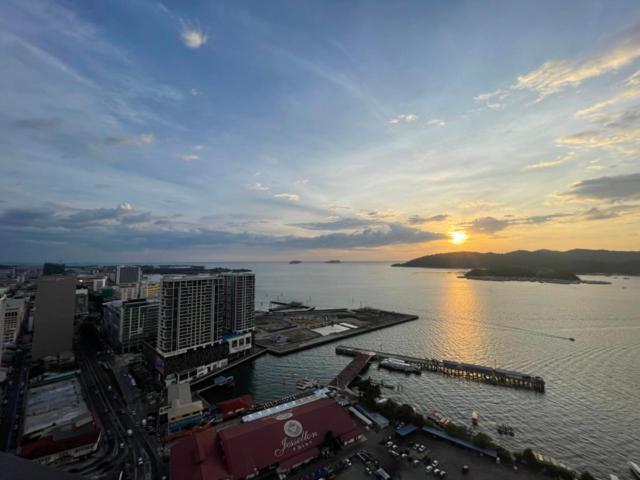 Natural Living Jesselton Quay 自然简约生活休闲居 Apartment *